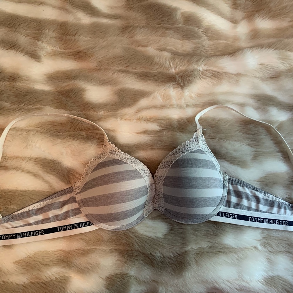 32 B size Push Up Tommy Hilfiger bra
